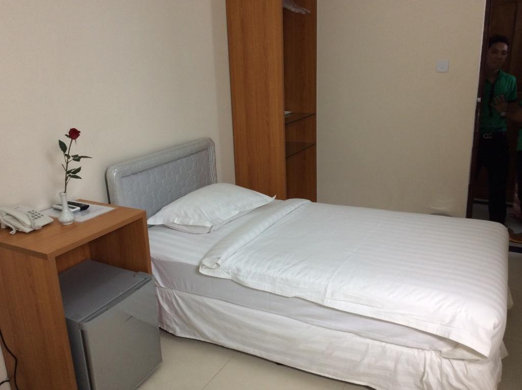 Star Max Hotel Γιανγκόν Δωμάτιο φωτογραφία